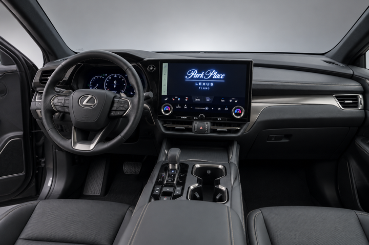 Interior — low dashboard sweep